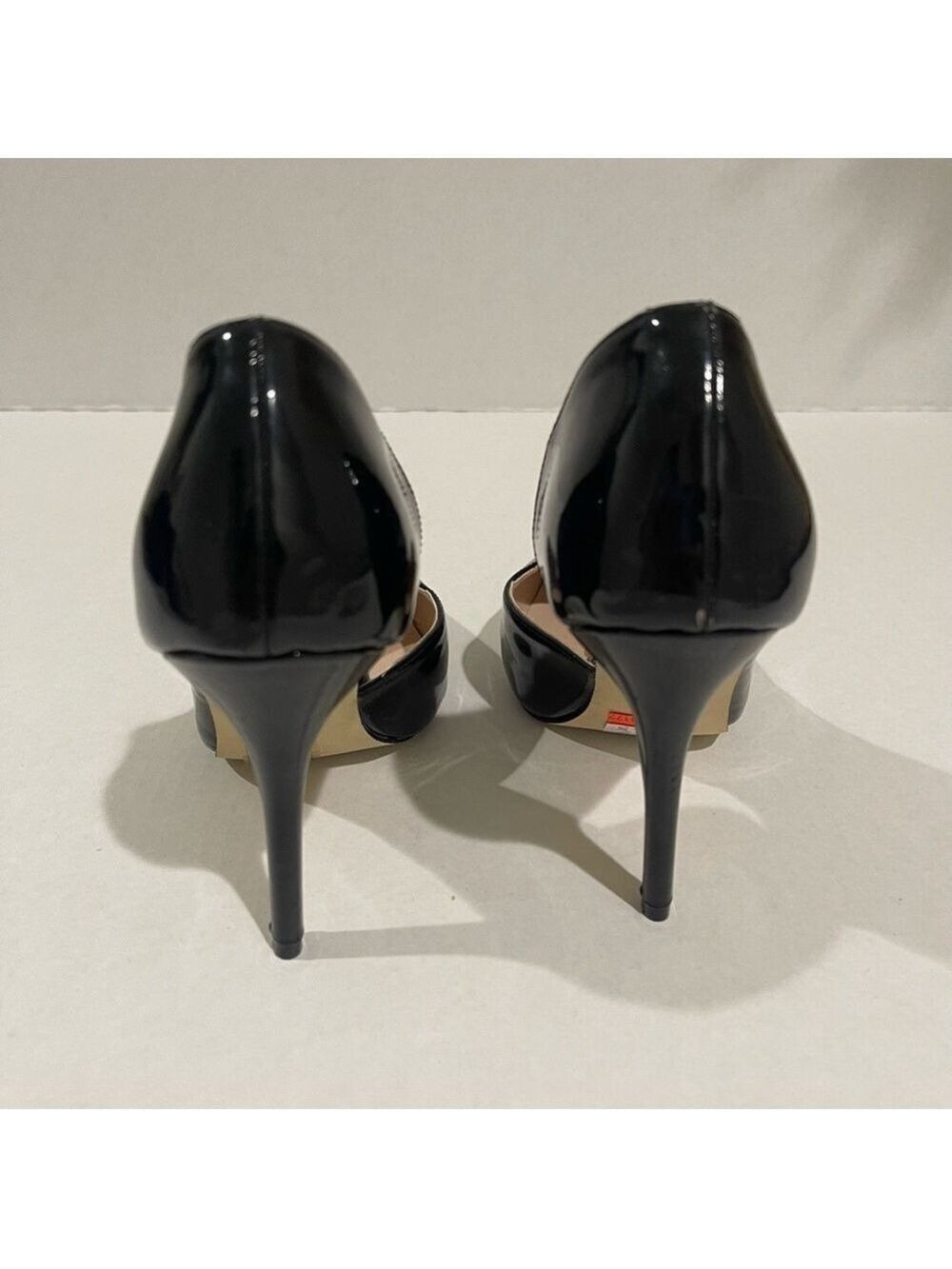 Women’s Reeneze Black Pointy High Heels Pumps Size 6 US! - Picture 4 of 6